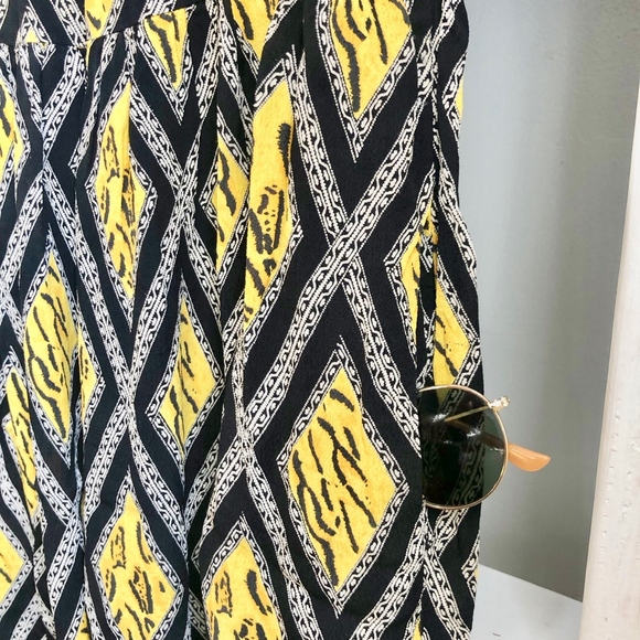 Topshop Yellow Black Diamond Print Fit & Flare 10 - Picture 5 of 7